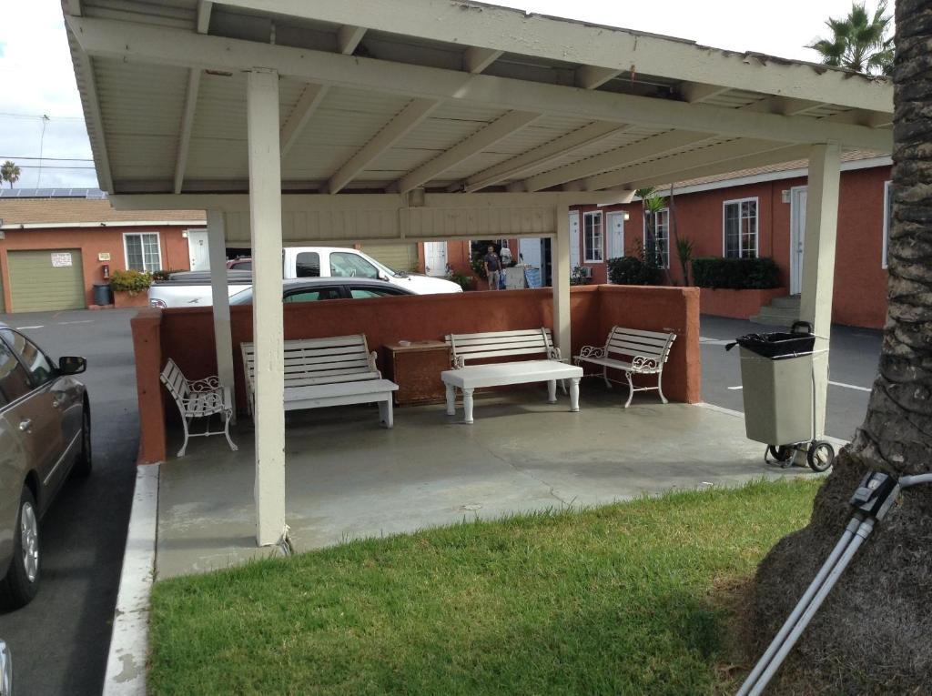 Oceanside Inn & Suites Extérieur photo