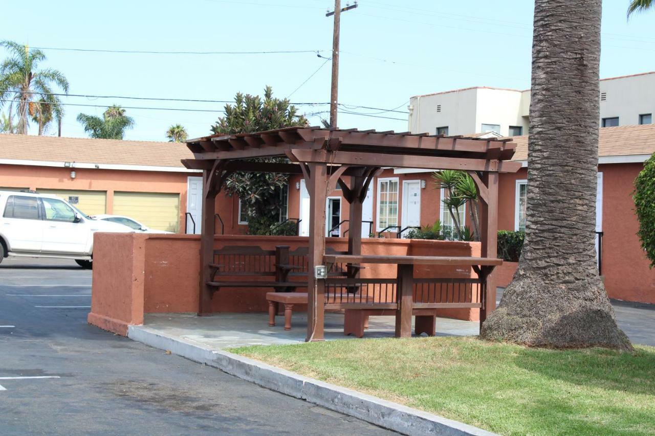 Oceanside Inn & Suites Extérieur photo